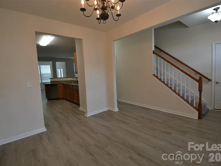 16208 Murphey Trail Ln — Photo 3