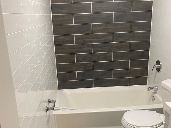 3rd image of 1440 E 84th St #1
