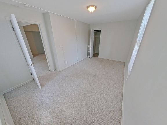3rd image of 32 Lincoln St APT 3