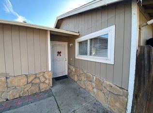 7585 Chestnut St, Gilroy, CA 95020