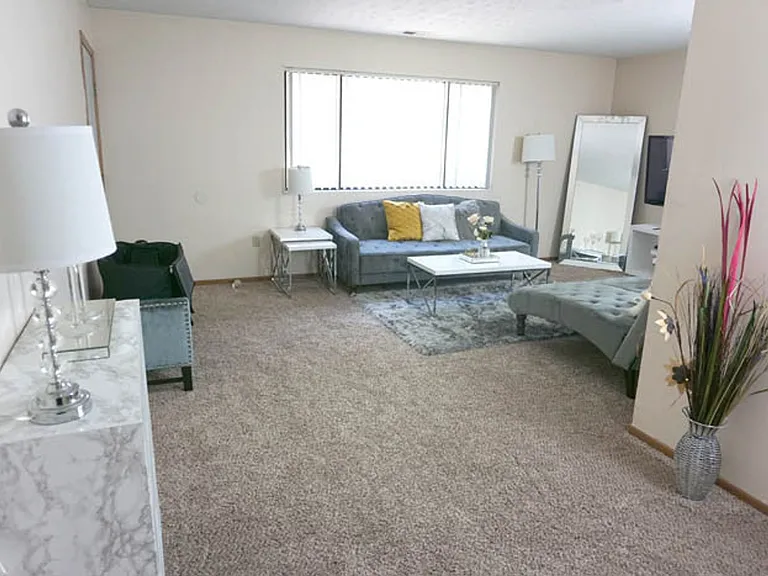 Keystone Park Apartments - Benson — Photo 4