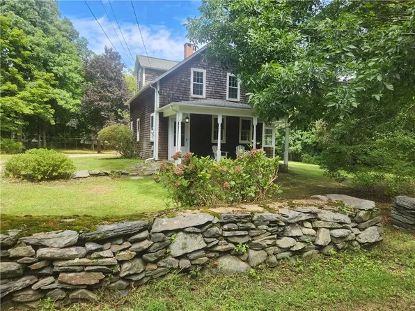 46 Carr Ln, Jamestown, RI 02835