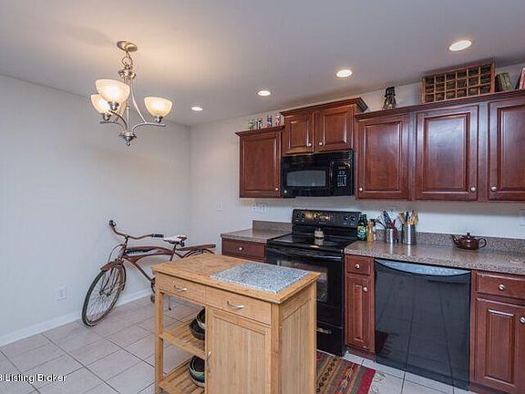 3rd image of 737 N Hite Ave APT 4