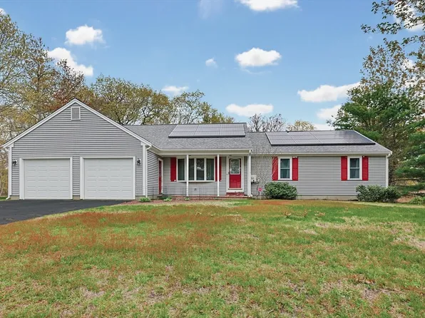 125 Sullivan Rd, West Yarmouth, MA 02673