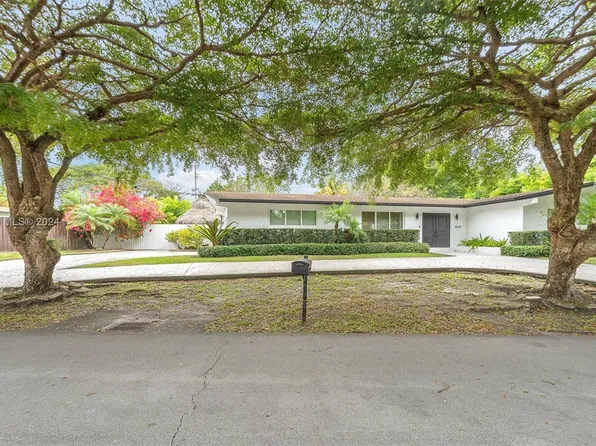 8625 SW 185th St, Cutler Bay, FL 33157