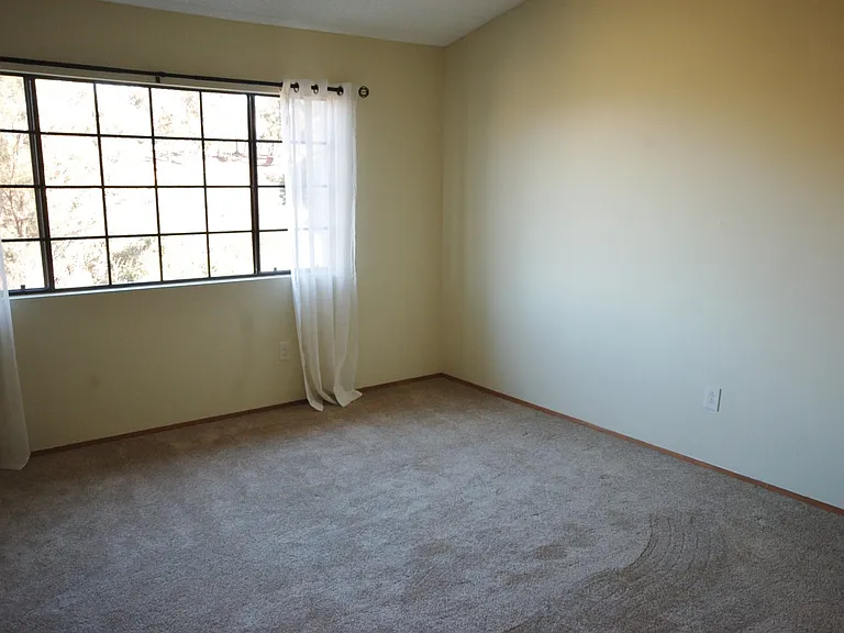 2824 Winthrop Ave — Photo 7