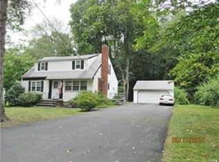 78 Van Buren St, Pearl River, NY 10965