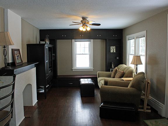 2nd image of 609 Leavens Ave