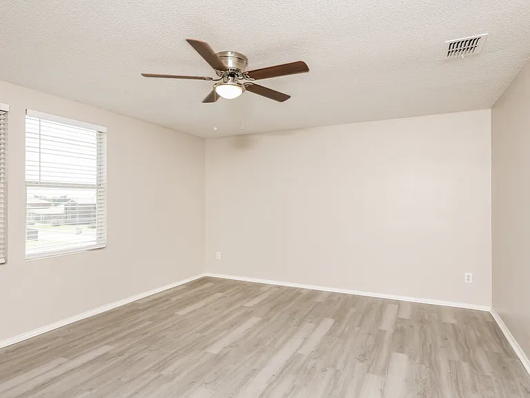 2909 Paint Brush Pl — Photo 13