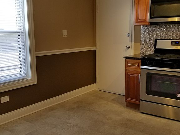 3rd image of 4553 W 56th St APT 205A