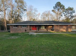 301 Rena St, Claxton, GA 30417