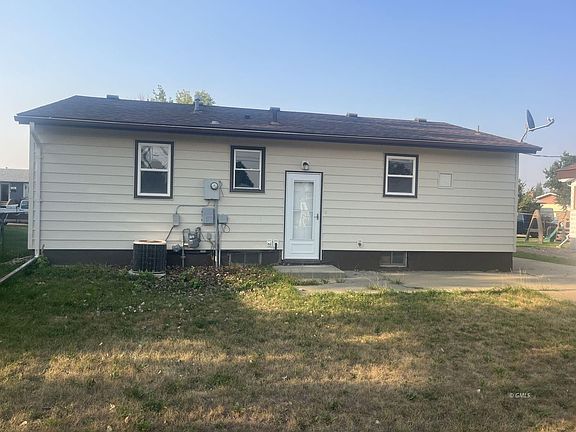 4th image of 202 Hemlock Ave