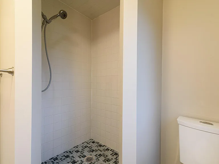 19 Stagecoach Rd — Photo 6