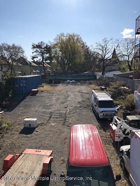 1st image of 1828 Richmond Ter
