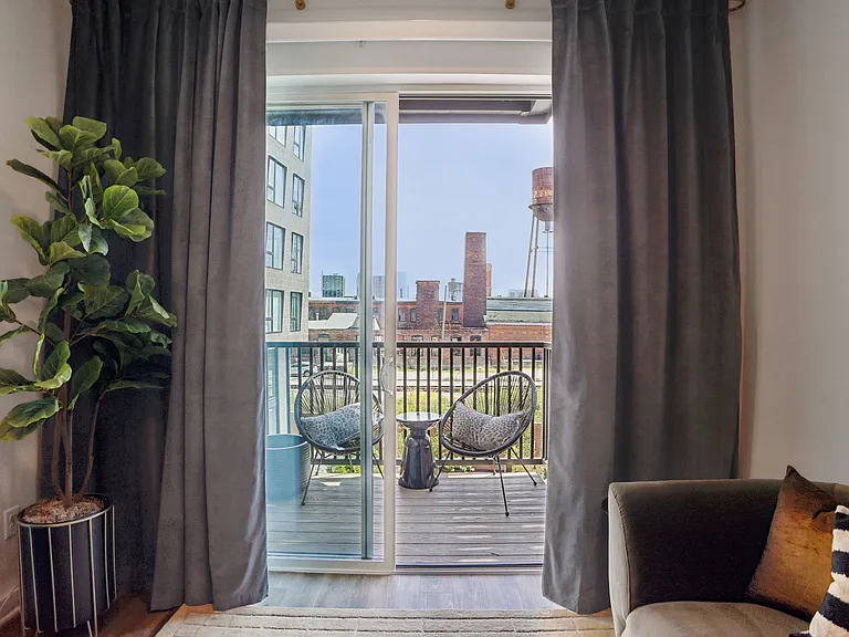 The Chartwell at Marathon Village — Photo 10