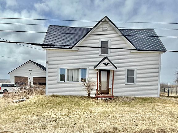 5th image of 808 Madawaska Road