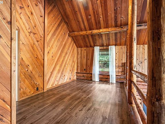 3rd image of 17285 Rustic Ln