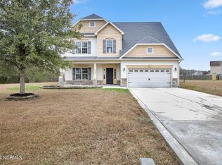 153 River Winding Rd, Jacksonville, NC 28540