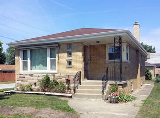 624 Memorial Dr, Calumet City, IL 60409