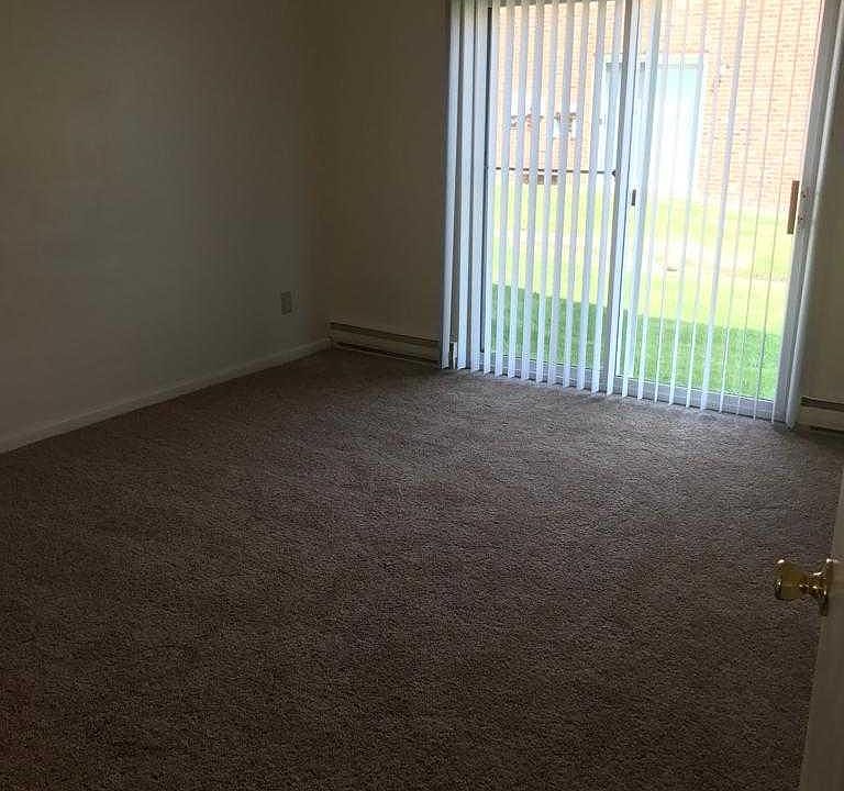 2nd image of 2440 Marina Dr APT L