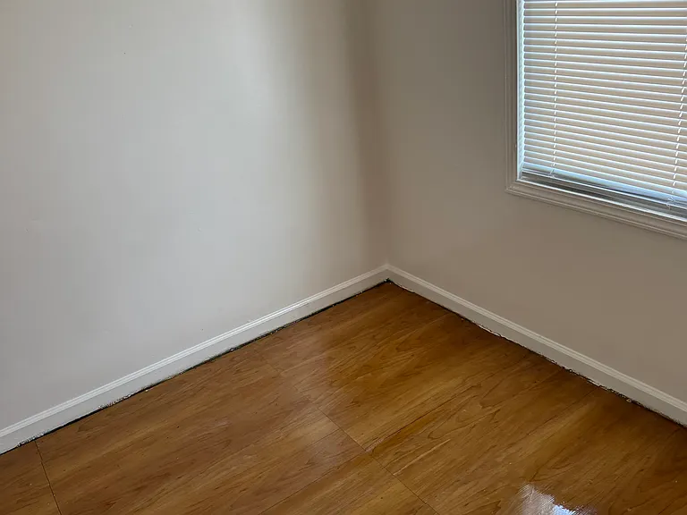 2348 Poland Ave — Photo 7