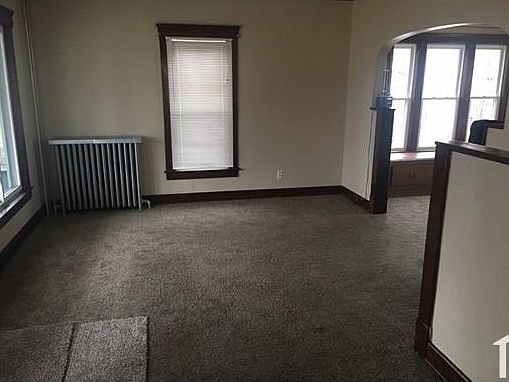 3rd image of 323 W 23rd St