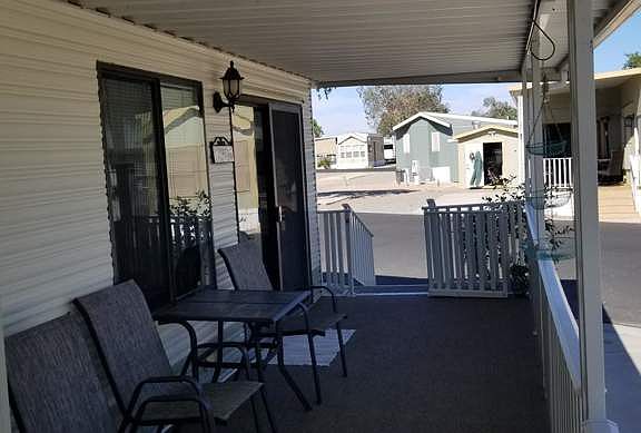 3rd image of 366 Brett Ln