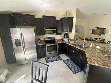 Whitecap Dr, Riverview — Photo 4
