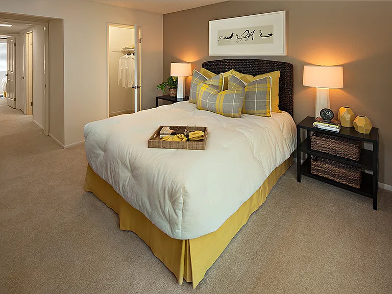 Windwood Knoll Apartment Homes — Photo 3