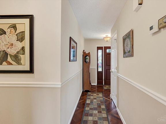 4th image of 130 Meadow Ln
