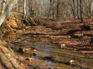 453 Mabe Ln, Stuart, VA 24171