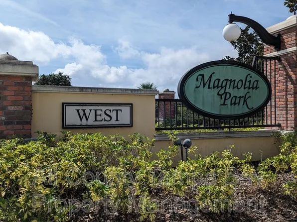 4759 White Sanderling Ct, Tampa, FL 33619