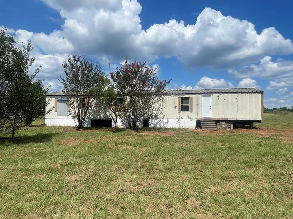 2481 County Road 12, Headland, AL 36345