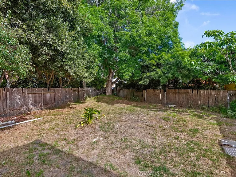 928 Seaside Ct — Photo 17