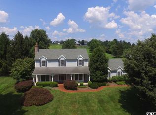 121 W Yellow Breeches Rd, Carlisle, PA 17015