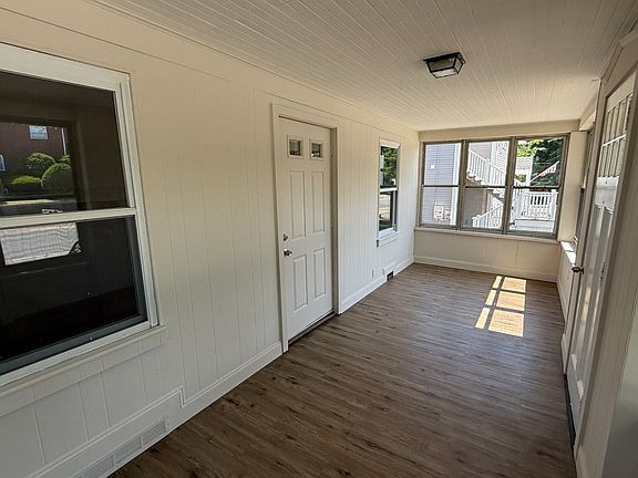 2nd image of 969 N Main St #1