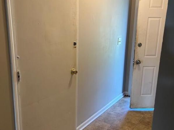 1705B Cliff Ridge Ct
