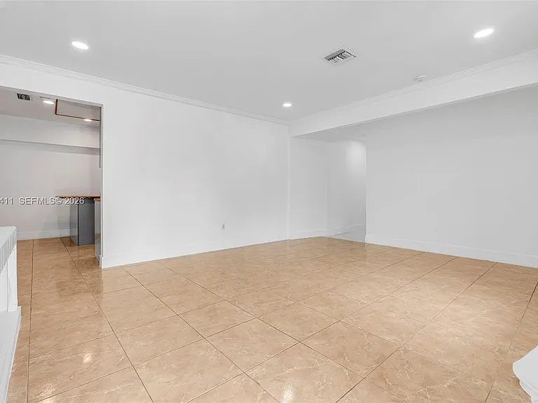 6101 SW 24th St — Photo 21
