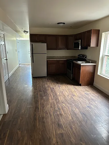 2109 R St SE Photo 1