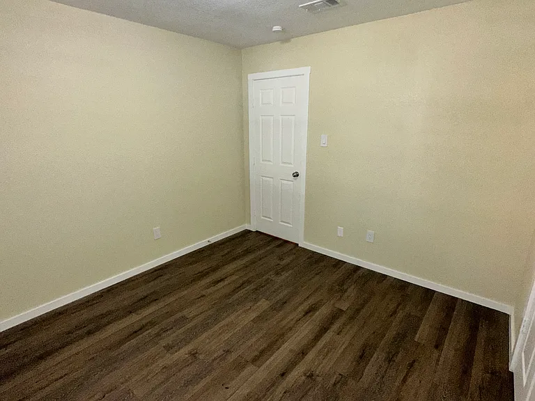 6620 Moss Ln — Photo 17