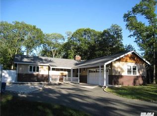1405 Stony Brook Rd, Stony Brook, NY 11790