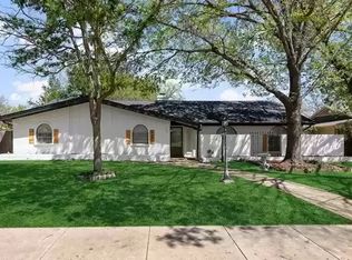 600 Tanglewood Dr S, Irving, TX 75061