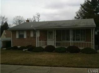 815 Poplar Rd, Hellertown, PA 18055