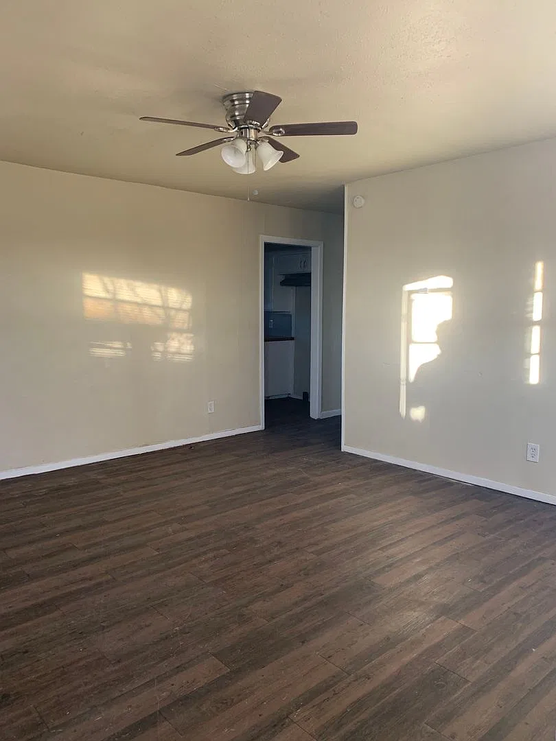 Coming Soon! Handyman Special $0 First Month's Rent / "You Fix, You Save Big!! — Photo 3