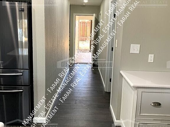 4th image of 1241 Valley Vista Dr