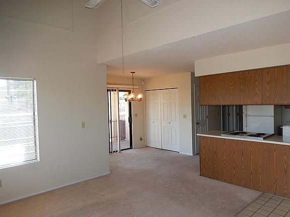 3rd image of 2601 W Broadway Blvd #L497