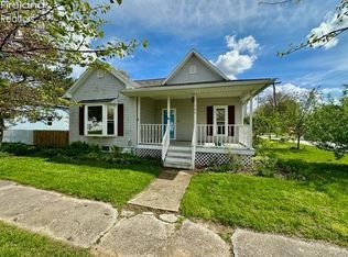 109 E South St, Wayne, OH 43466