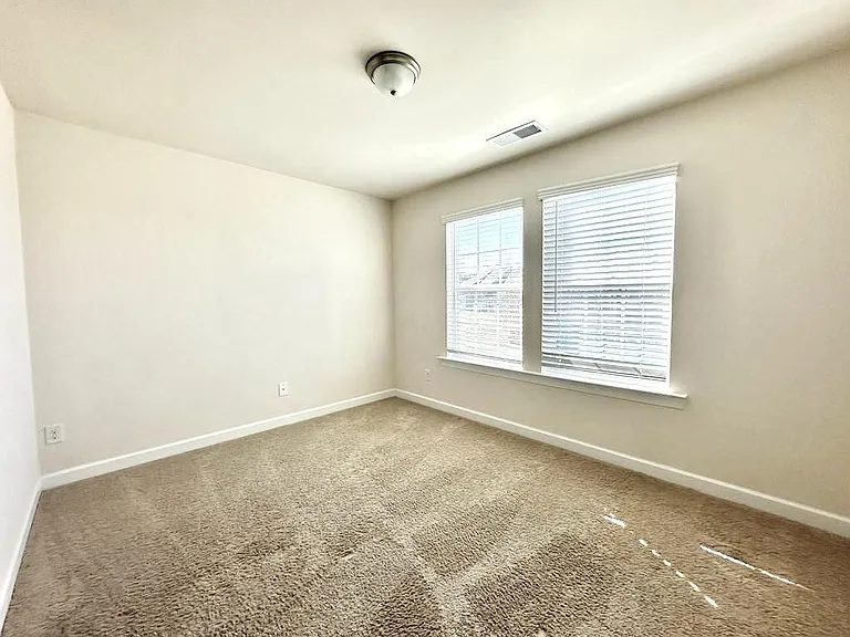 5856 Clan Maclaine Dr — Photo 12