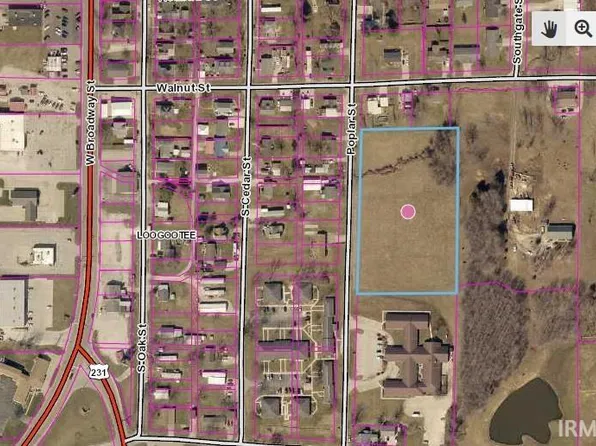 Poplar St, Loogootee, IN 47553