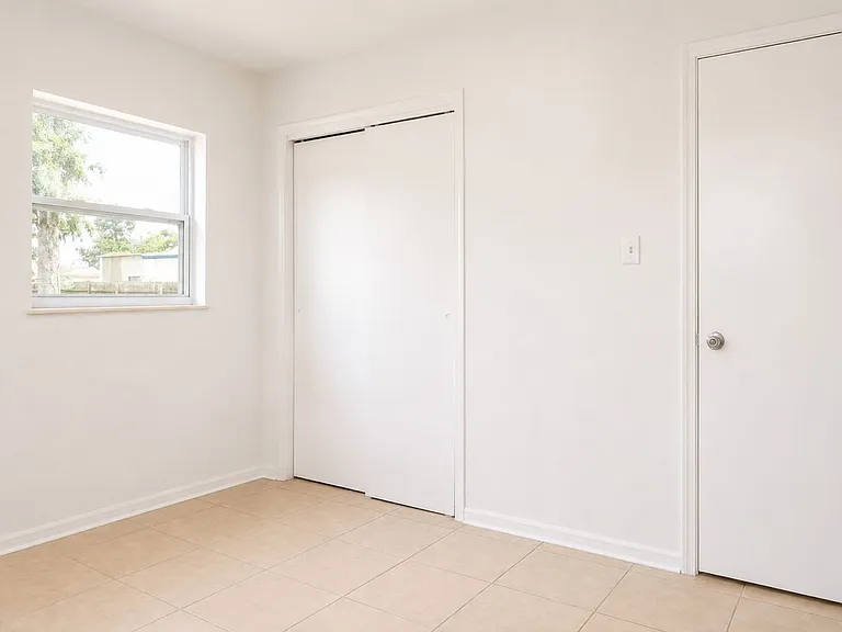 6013 Francis Dr — Photo 11